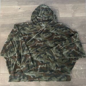 American woman’s eagle camo hoodie. Gently used